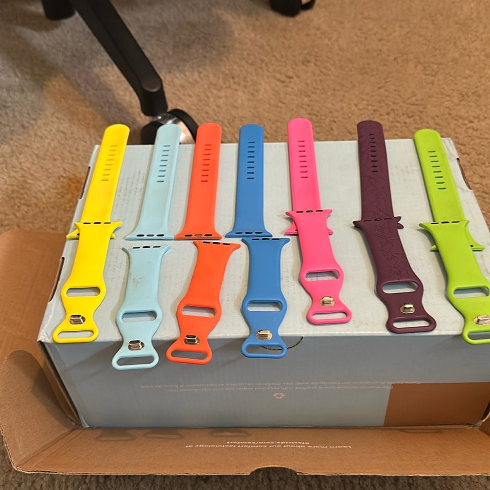 Apple Watch Bands, Size 42mm/44mm/45mm/49mm M/L, Silicone material